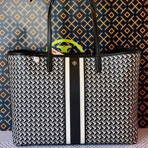 T Zag Tote